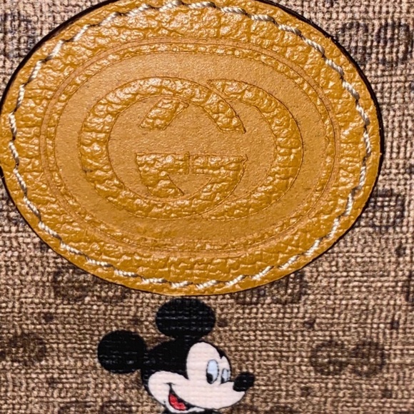 🔥 SOLD 🔥 AUTHENTIC GUCCI X MICKEY GG SIGNATURE MONOGRAM BUCKET HAT SZ M HTF - Picture 3 of 11